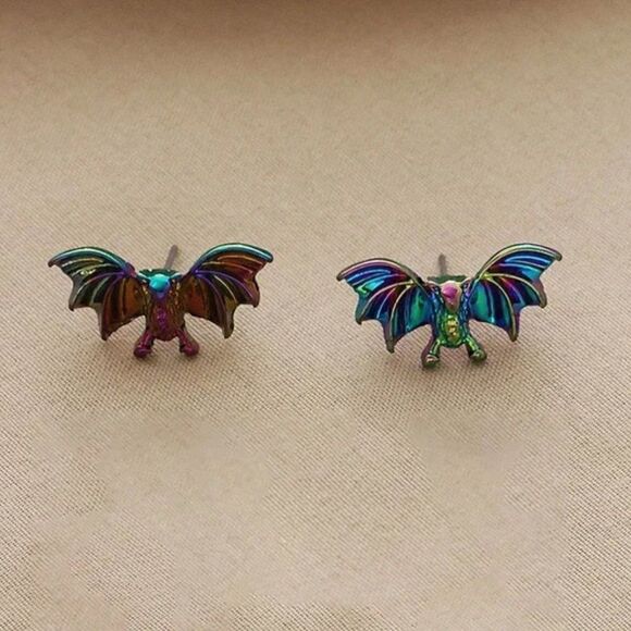 CHAMELEON CHROME BAT STUD EARRINGS - Picture 2 of 11
